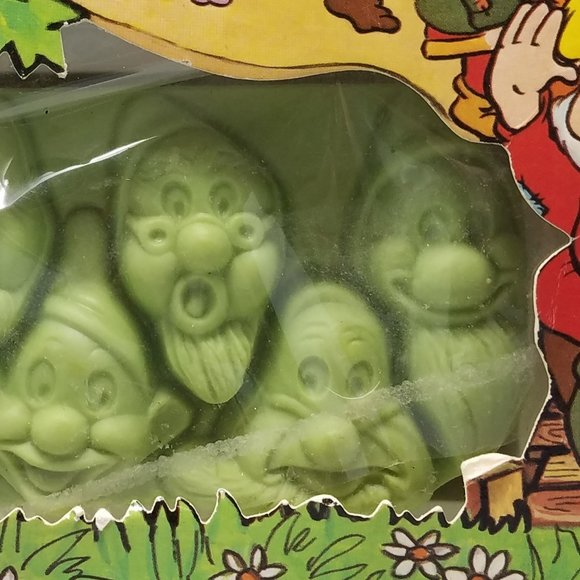 NEW Vintage 70s Disney Ben Rickert Seven Dwarfs Sculptured Soaps - Picture 9 of 14